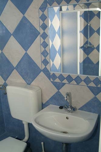 1. St�di� apartman f�rd�szoba