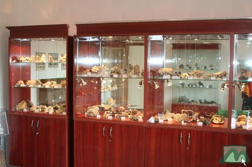 Mátra - Mátra Ásványház - Ásványmúzeum és ásványbolt