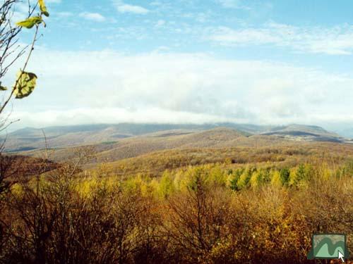 Látkép nyugatra a Tót-hegyesről
