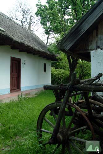 Tájház udvara Markaz