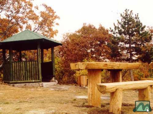 Muzsla-tető, pihenőhely