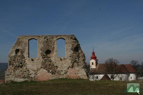 Pokoljáró Tar Lőrinc vára és Szent Mihály főangyal templom - Tar
